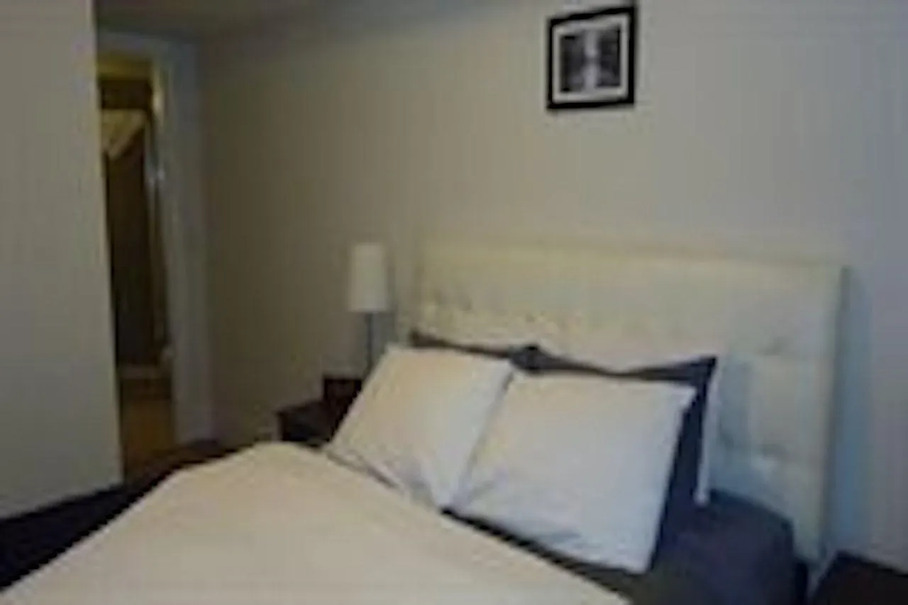 Apartment E.S.I Furnished Suites At Fly Condos Toronto